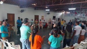 Encontro com movimentos e pastorais sociais em Araçuaí